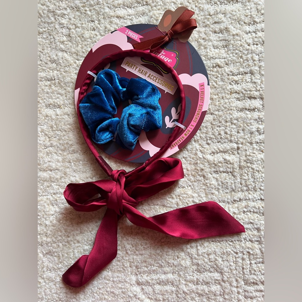 Velvet scrunchie and chiffon bow headband
